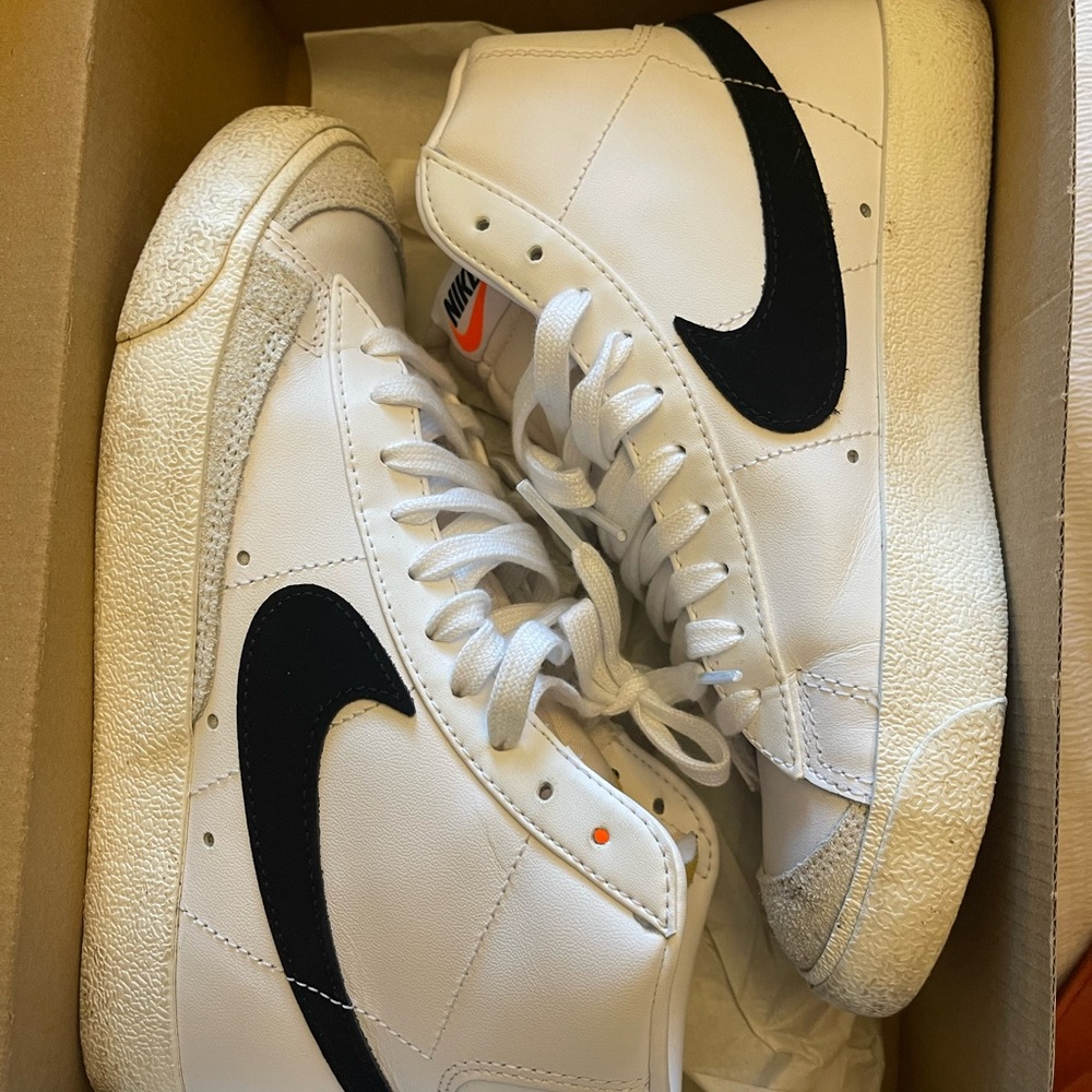 Nike Blazers Mid 77’